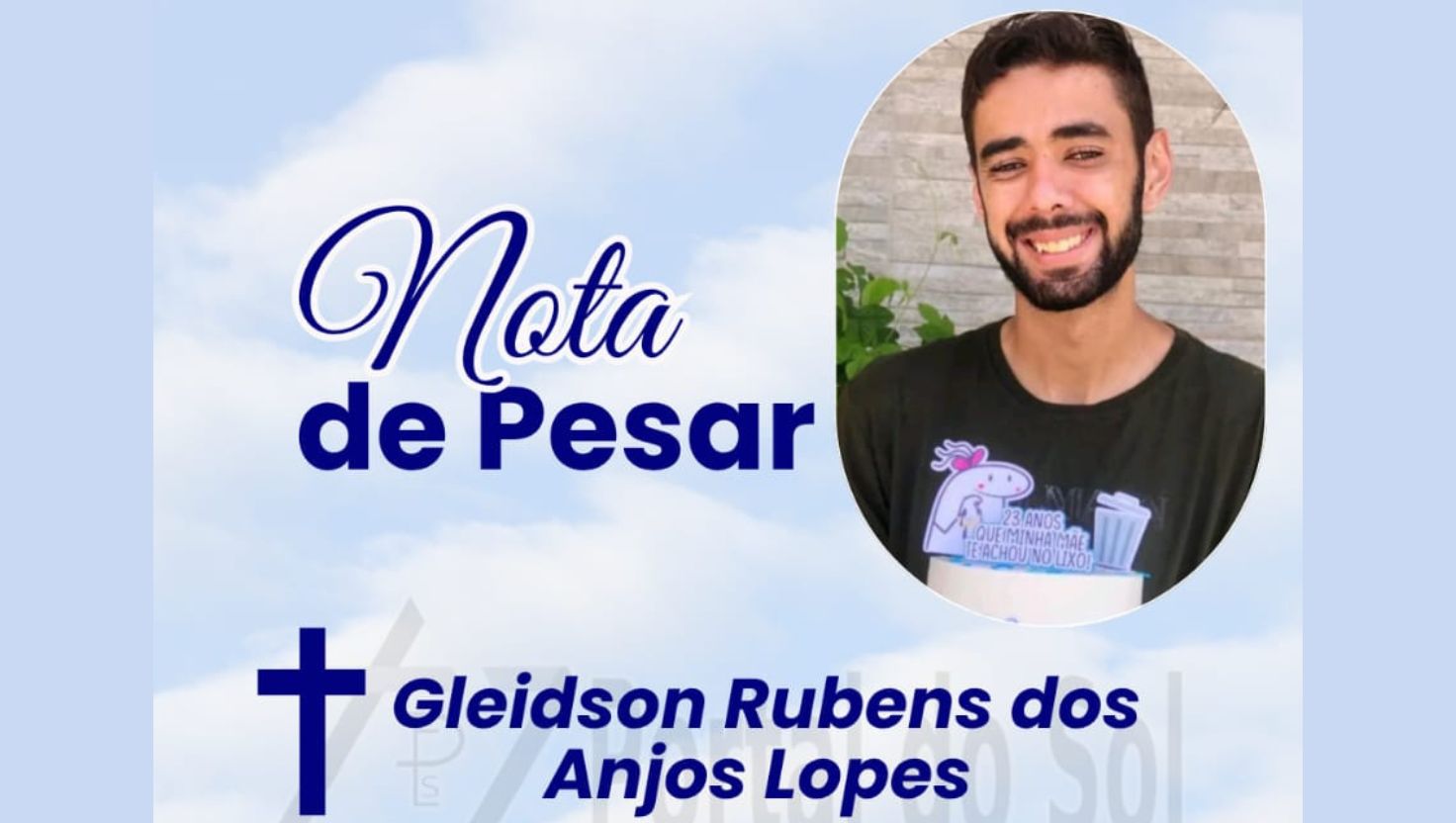 Motocicleta colide com poste após derrapar em pista escorregadia em Formosa