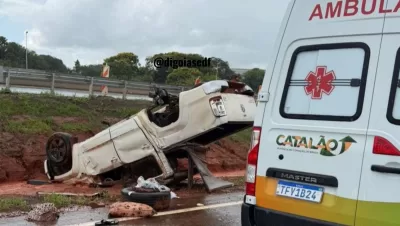 Acidente com Formosenses em catalão