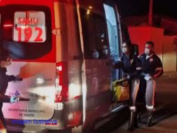 Imagem Ilustrativa, Viatura do samu com dois socorristas a homem esfaqueado em Formosa.