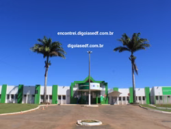Frente do hospital regional de Formosa, onde homem morreu após acidente