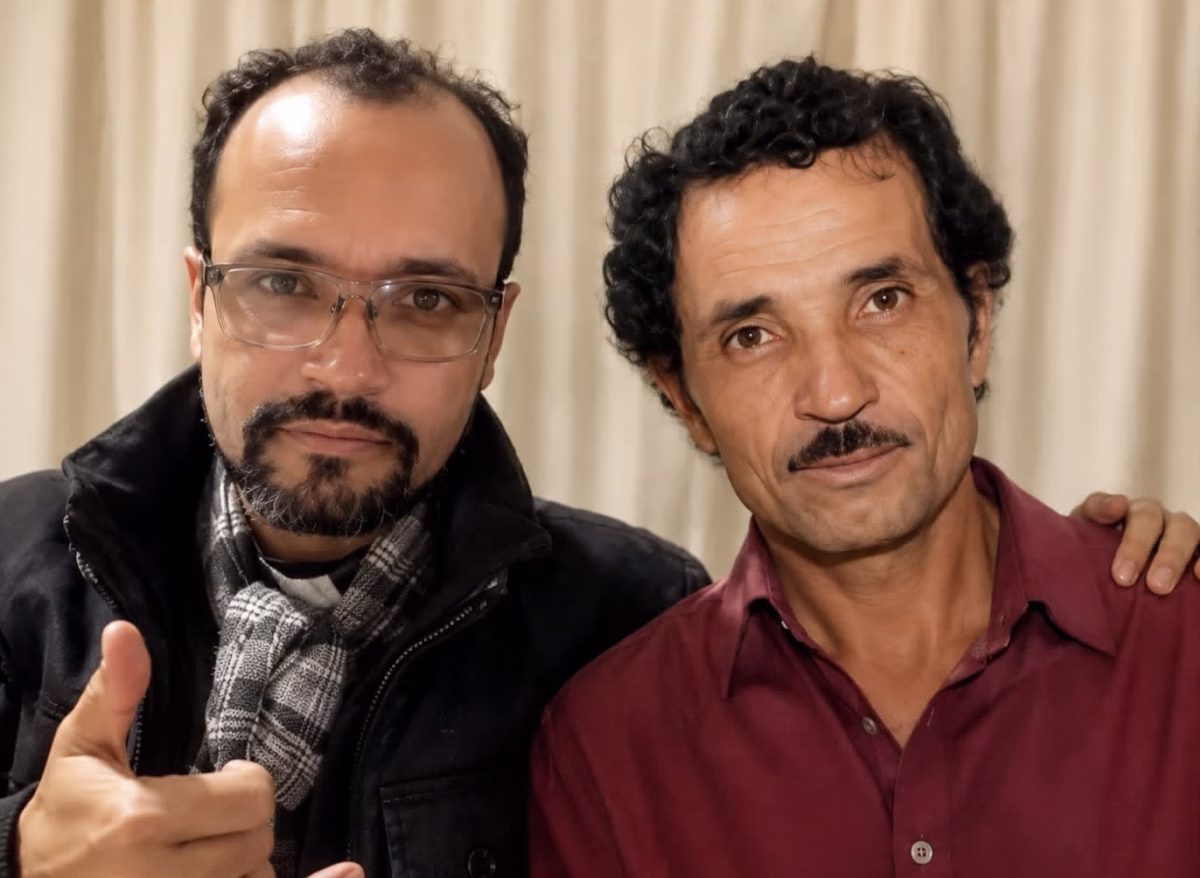 Padre Joacir d’Abadia e seu pai Domingos Soares d’Abadia reunidos em foto de família – Muito pasto e poucos rastros.