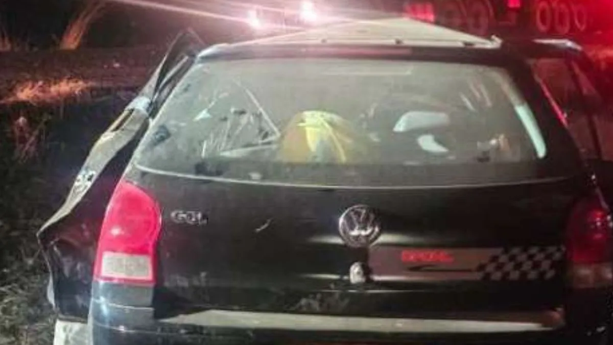 Colisão frontal na GO 118, gol envolvido em acidente na GO 118, em Planaltina de Goiás.