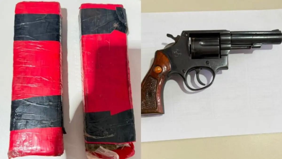 Confronto em Planaltina. Drogas e arma que foram apreendidos durante ação da Força Tática em Planaltina de Goiás.