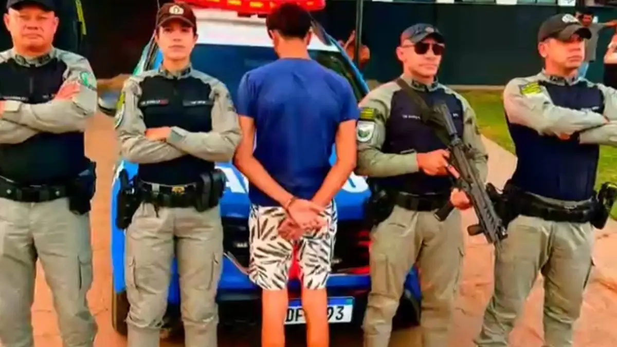 Polícia Militar encontra corpo escondido em quintal
