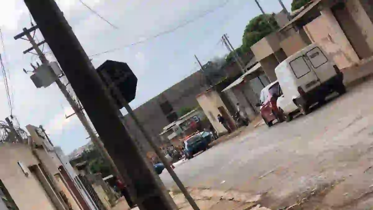 Local de homicídio no Setor Nordeste, em Formosa, onde homem foi morto após ser atingido por golpe de faca