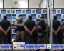 Imagem com policiais e indivíduo acusado de homicídio na Bahia, preso em Vila Boa Goiás.