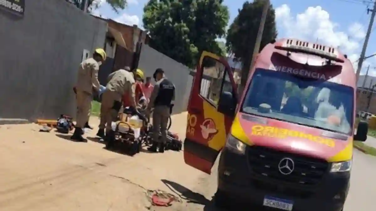 Motociclista ferido em acidente entre moto e caminhonete em Formosa.